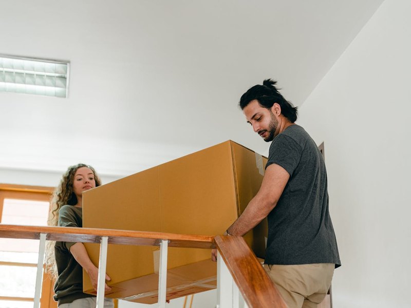 AZ Valley Movers movers at work in Phoenix